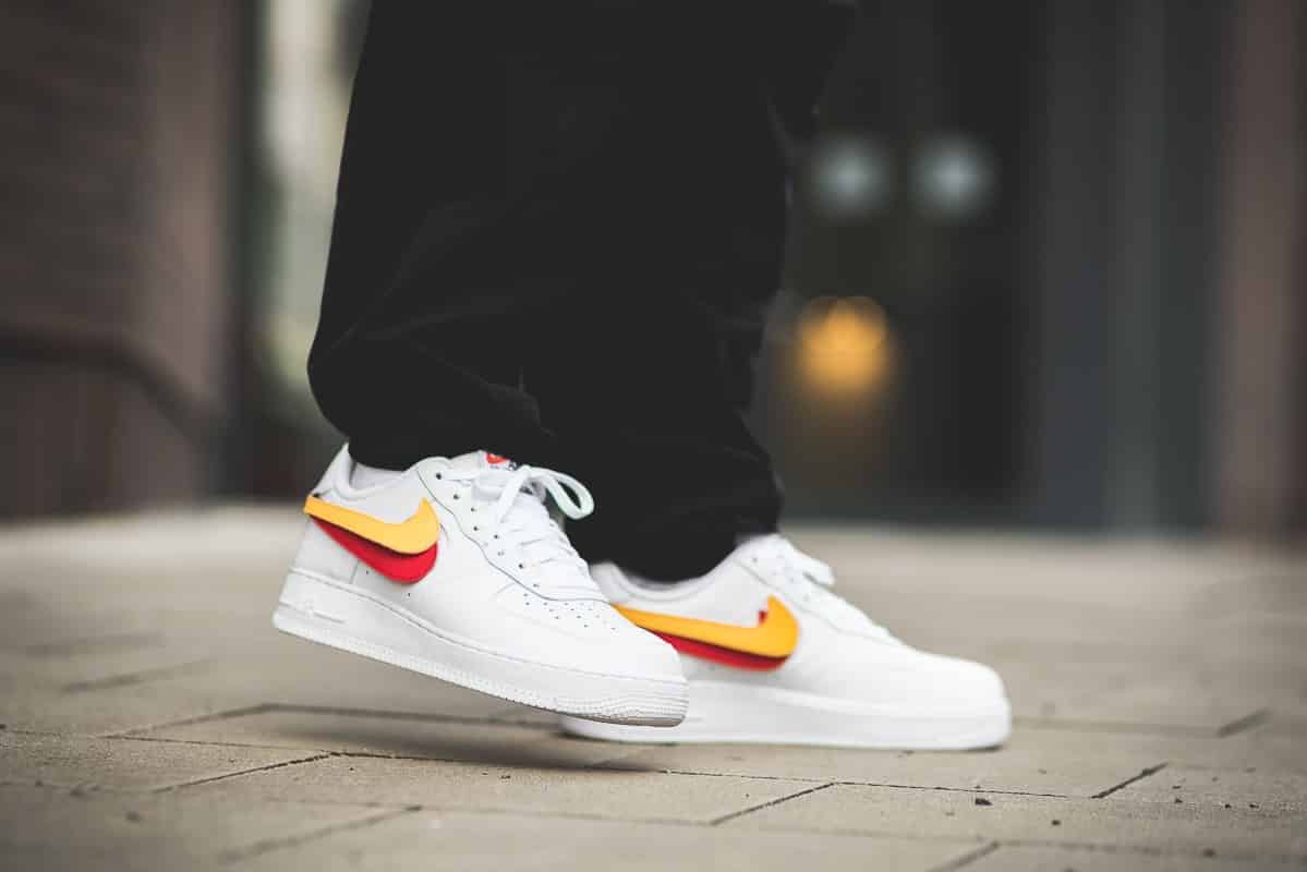 Air force 1 swoosh pack hot sale on feet